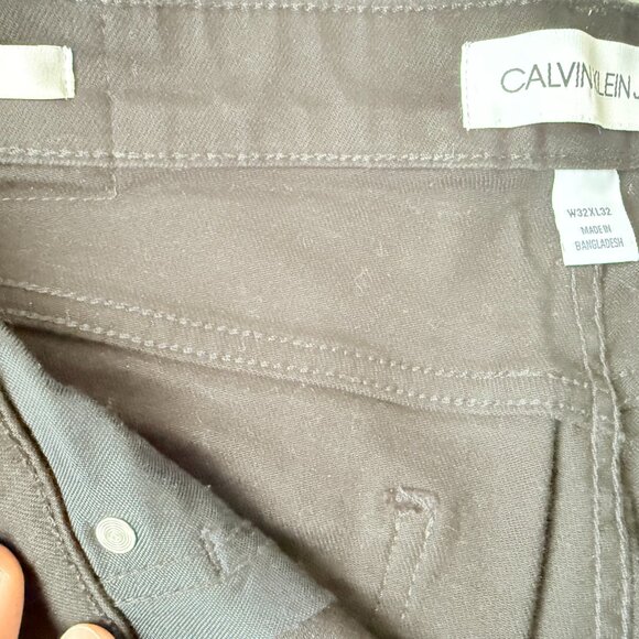 Calvin Klein Jeans - Slim Fit - Black - W32 L32 - Picture 2 of 2